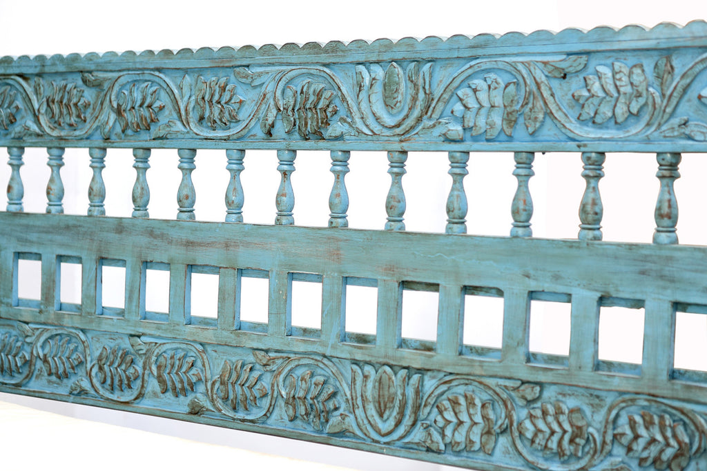 Bali Carved Daybed (Turquoise)