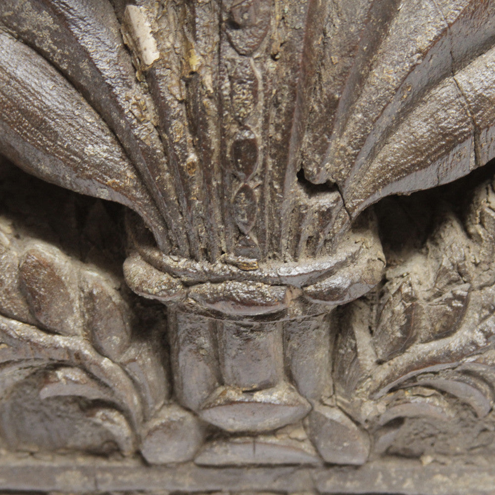 Antique Palm Motif Corbel