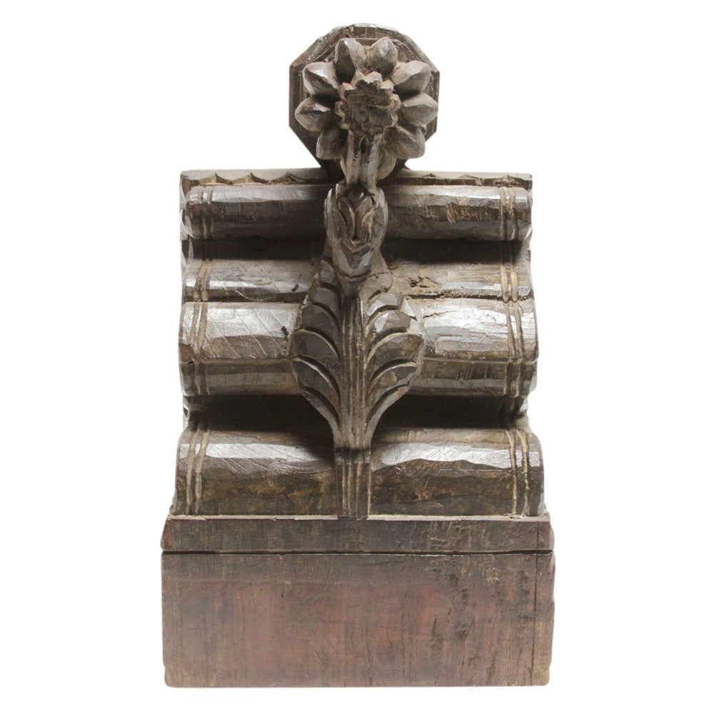 Antique Peacock Corbel