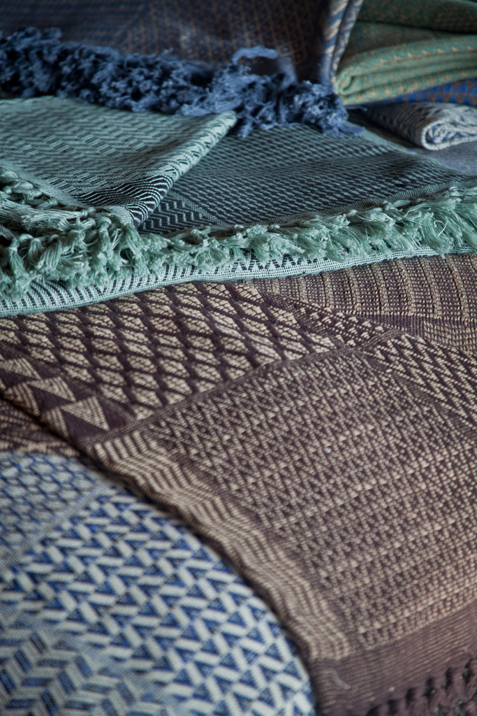 Fig & Cream Hand-loom Jacquard Bed Cover