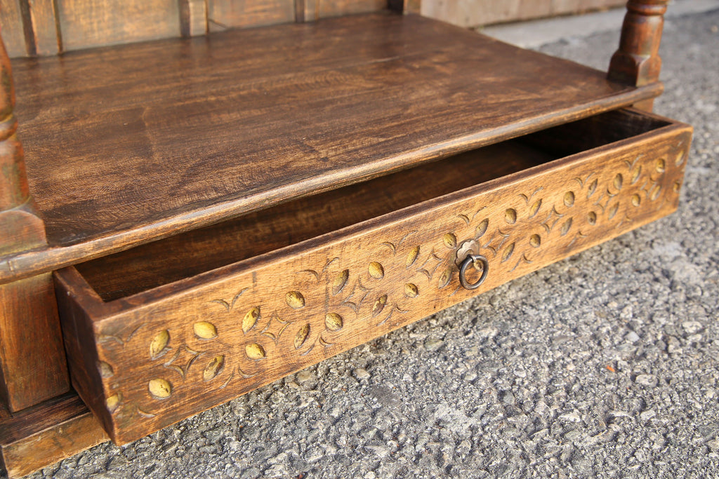 Small Carved "Doli" Bar