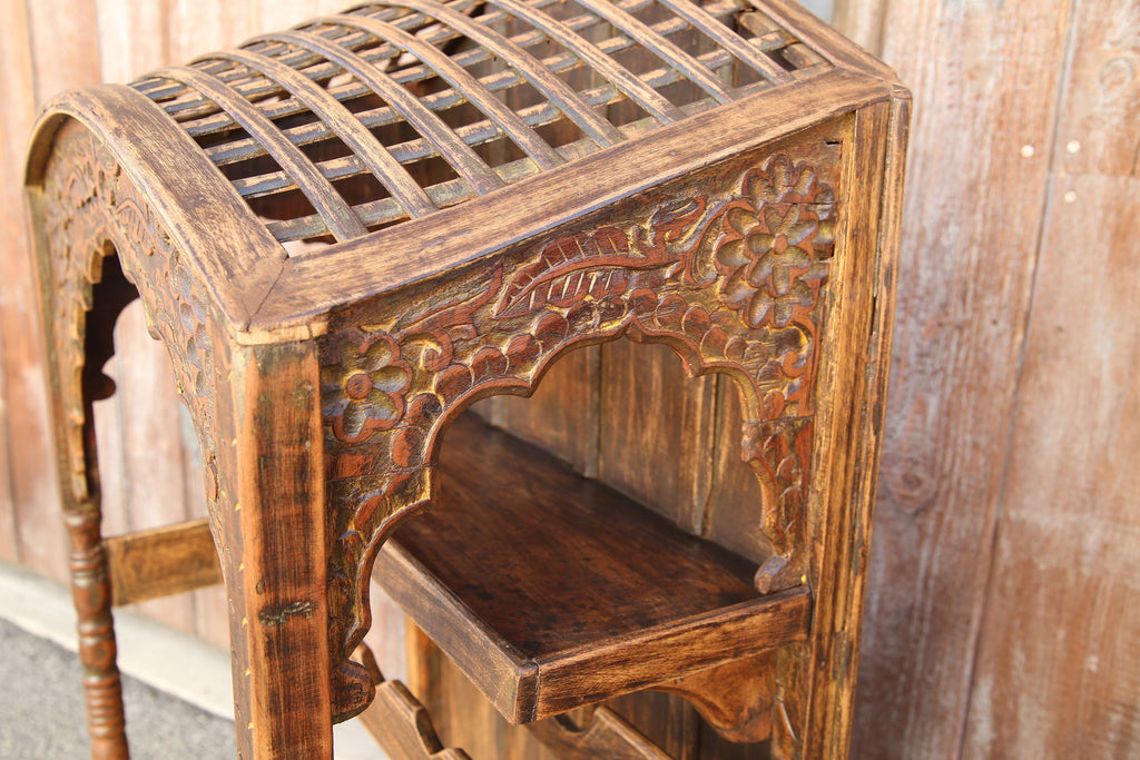 Small Carved "Doli" Bar