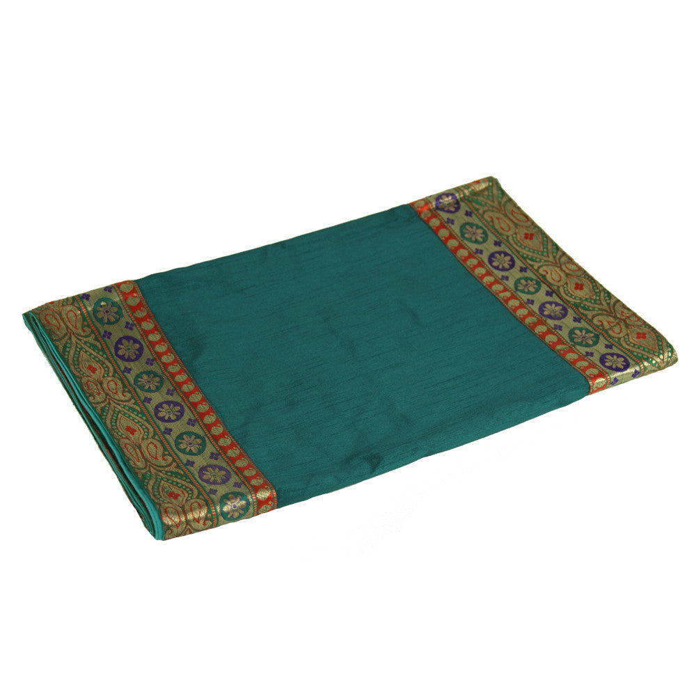 Golden Vintage Bordered Verde Heritage Silk Runner