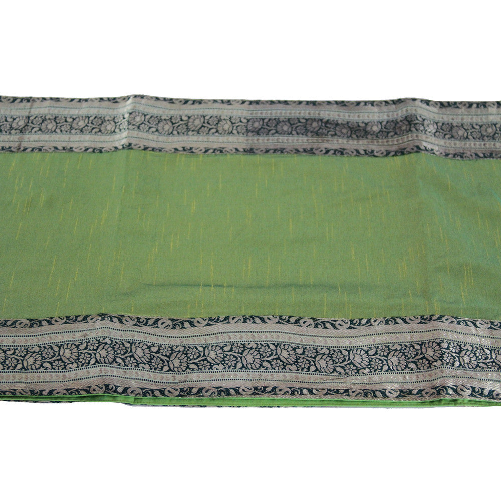 Silver Foliage Bordered Jade Heritage Silk Runner