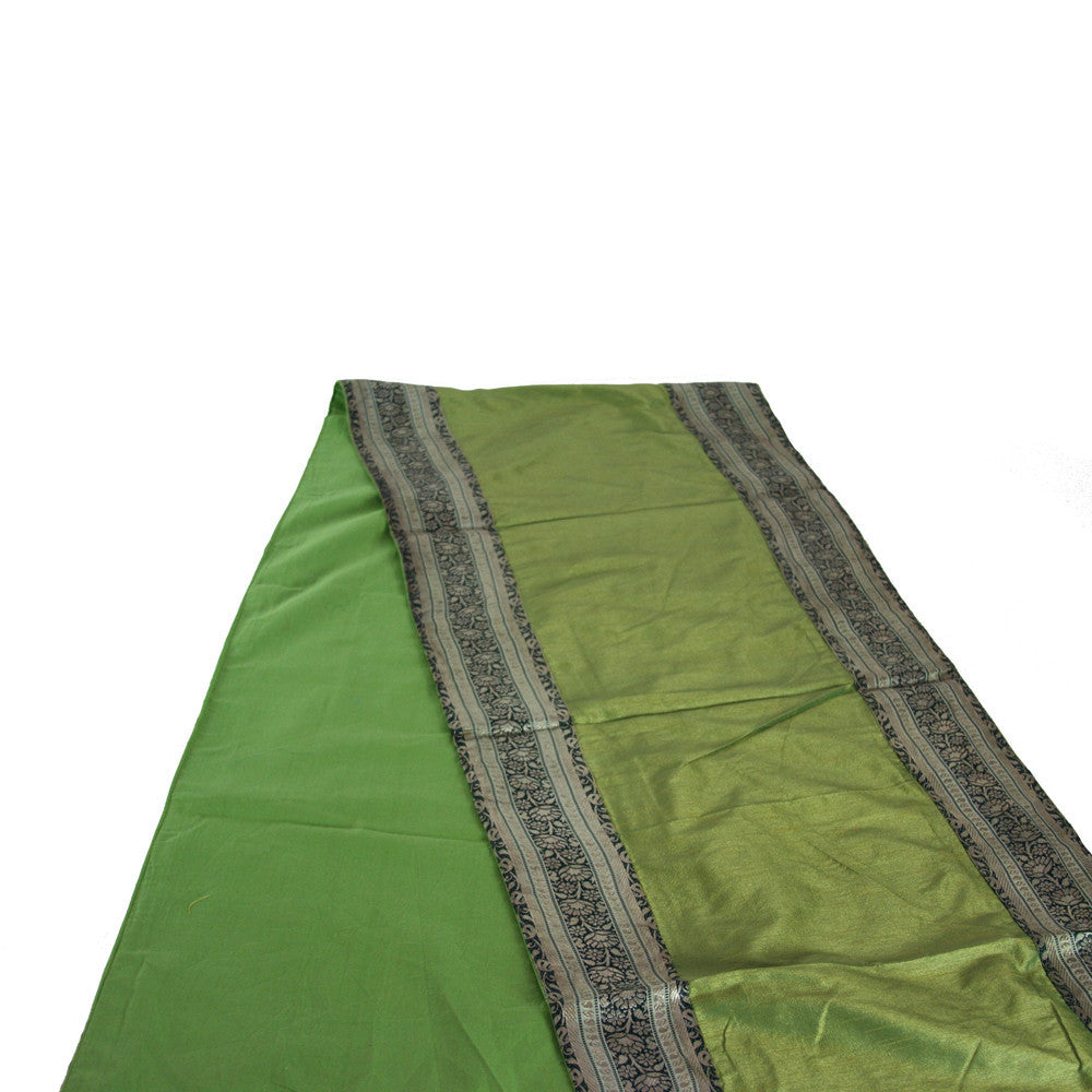 Silver Foliage Bordered Jade Heritage Silk Runner
