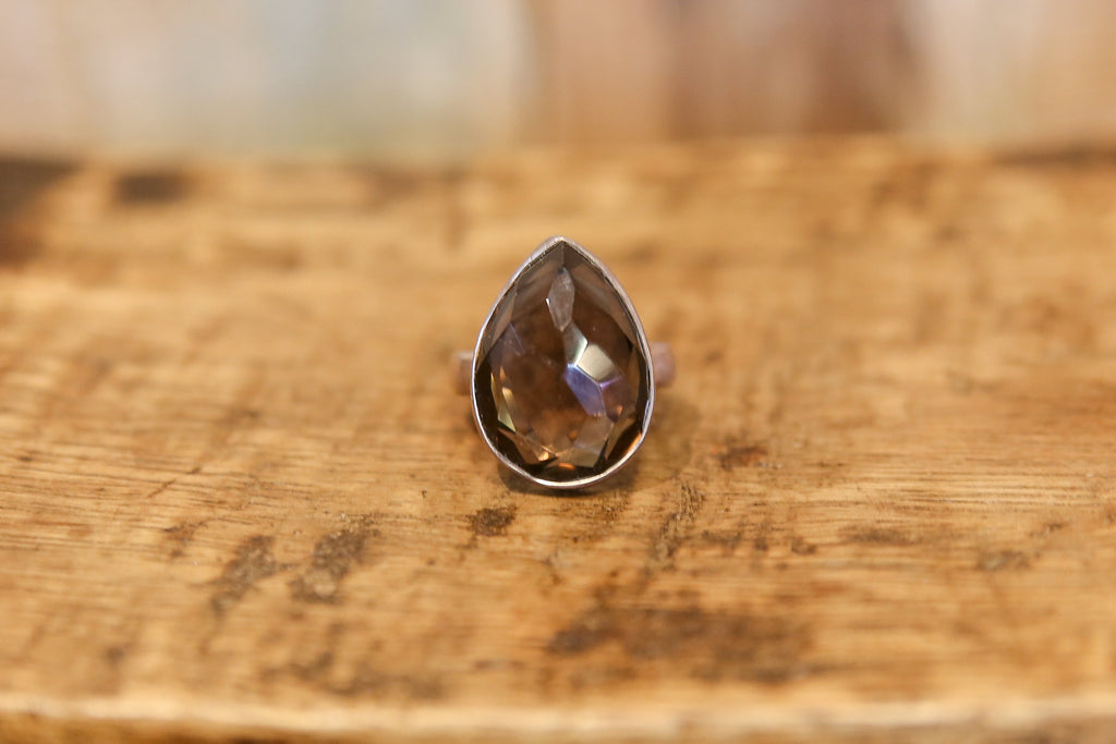 Graceful Amber Ring
