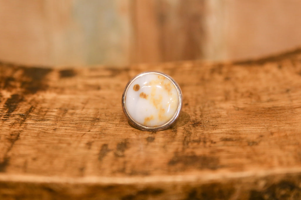Enchanting White Agate Stone Ring