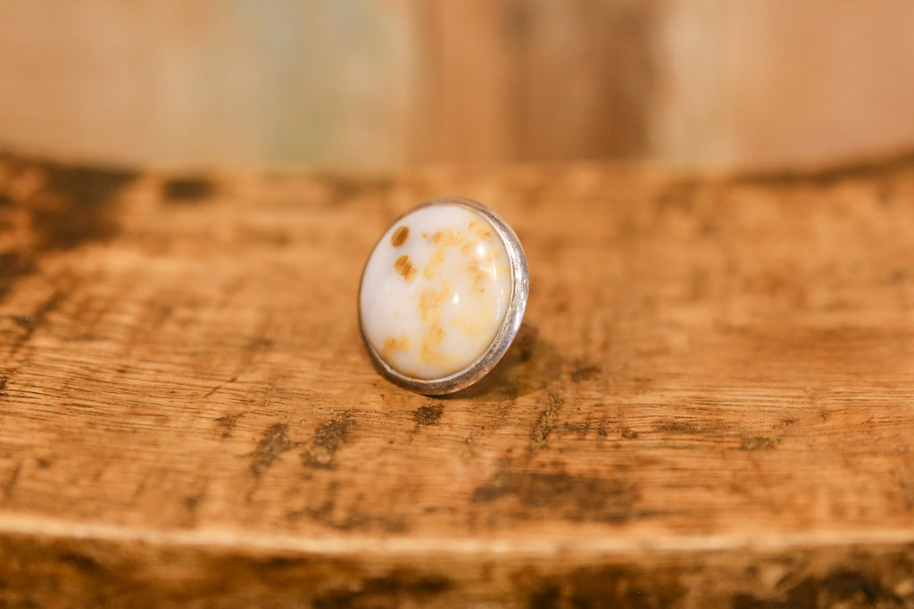 Enchanting White Agate Stone Ring