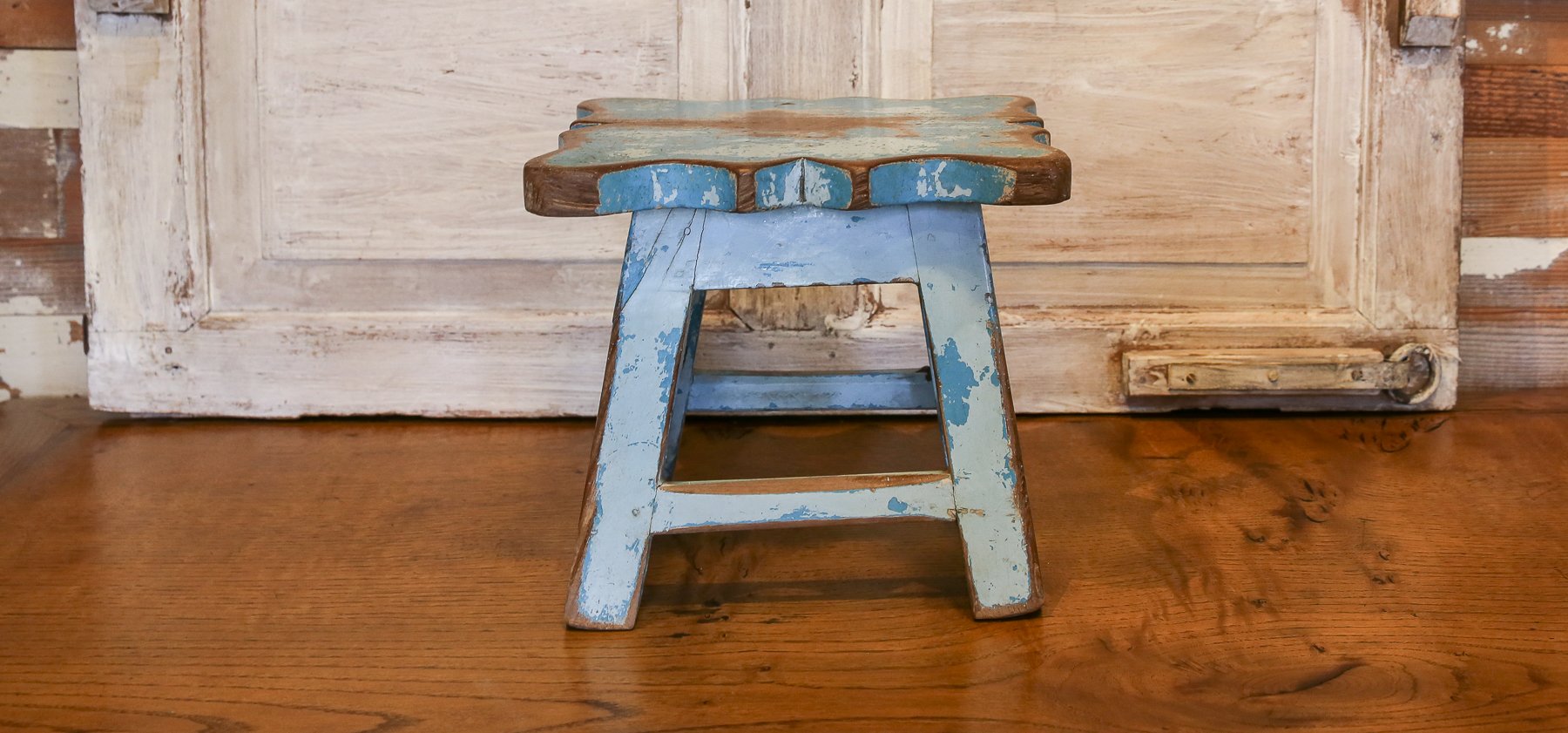 Azul Petite Stool