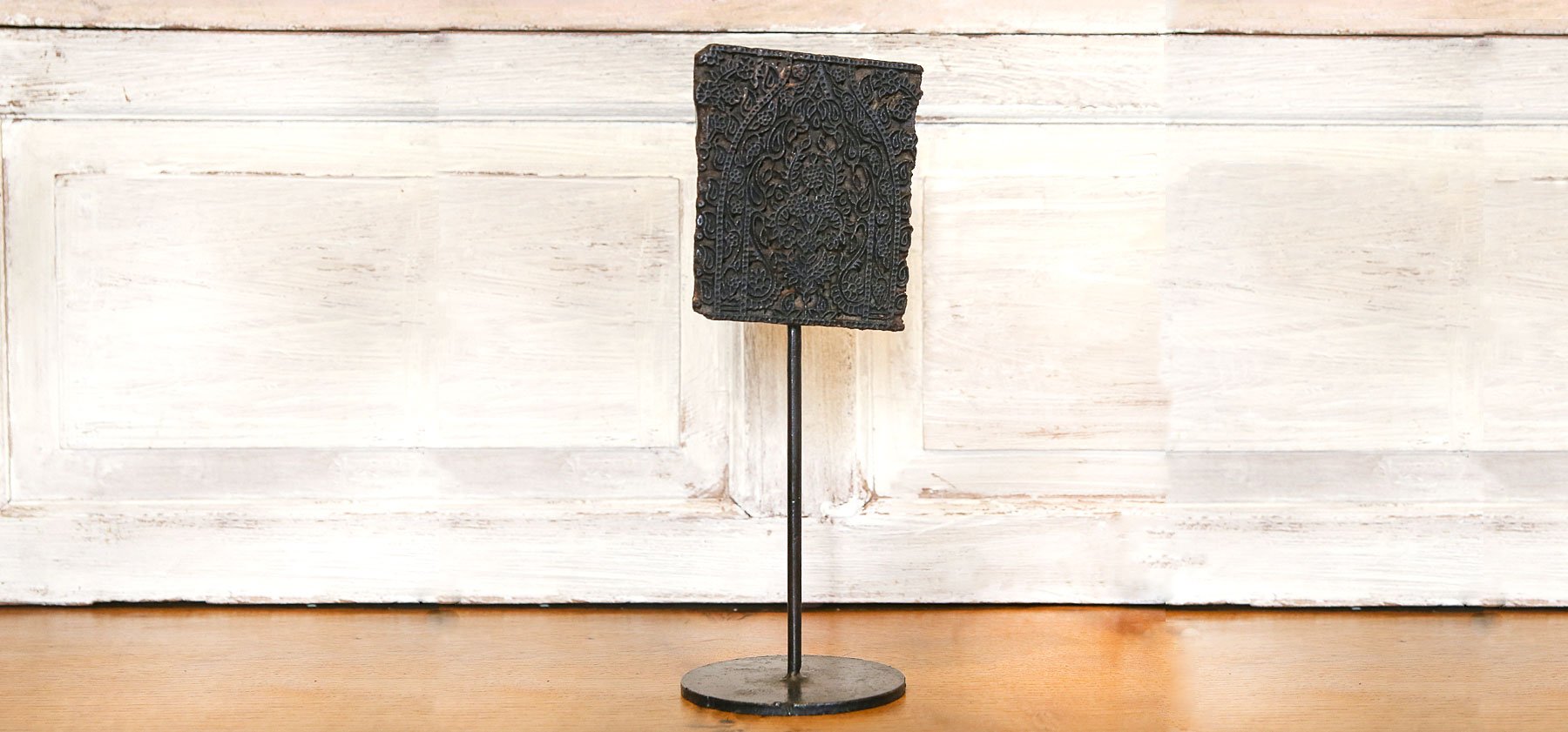 Rimsha Hand Carved Block Print on Stand