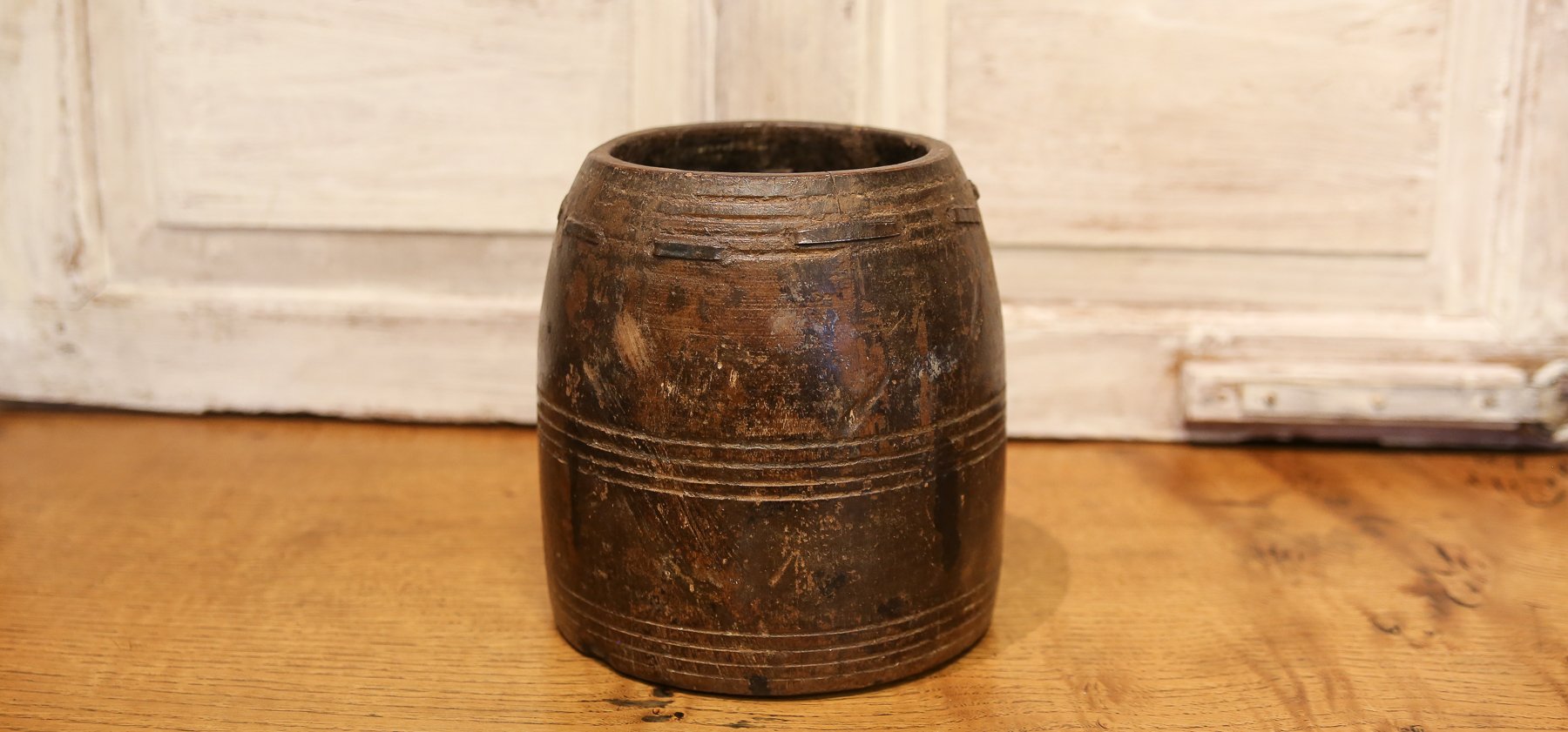 Tribal Wood Oil Pot
