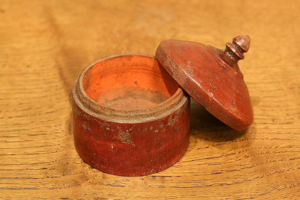 Radiant Red Tikka Box