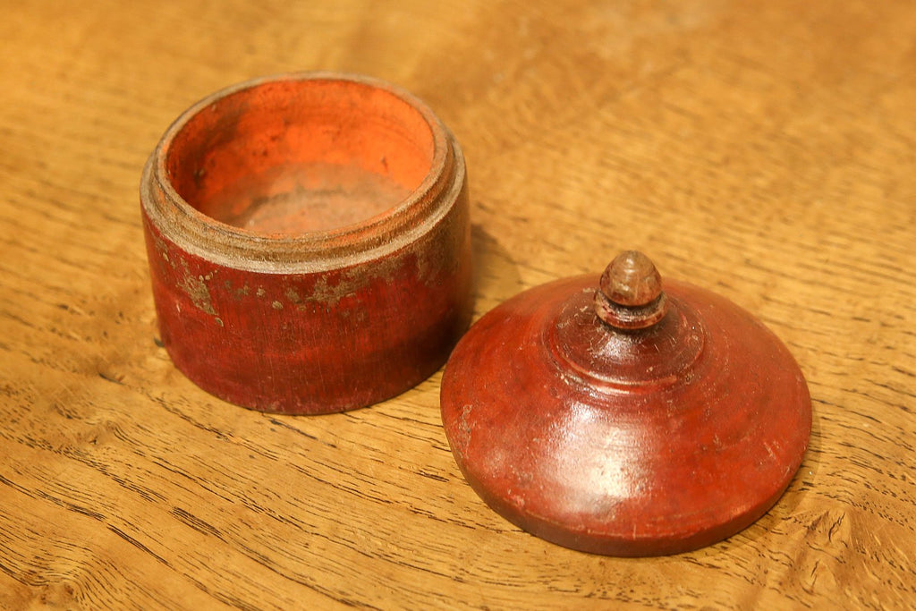 Radiant Red Tikka Box