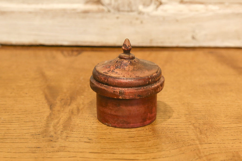 Petite Aged Red Tikka Box
