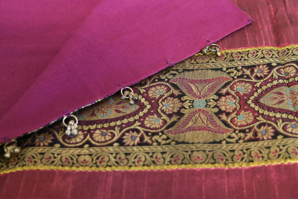 Stunning  Gold & Pink Beaded Heritage Silk Runner