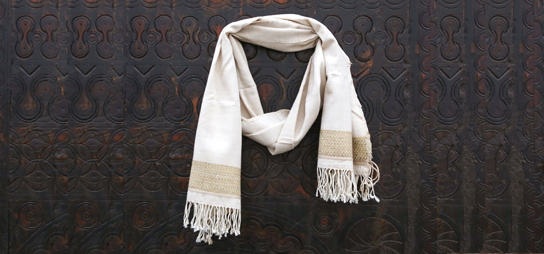 Aleena Hand Spun Scarf