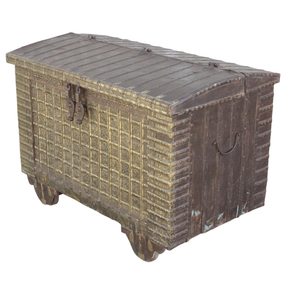Impresive Kota & Brass Iron Trunk