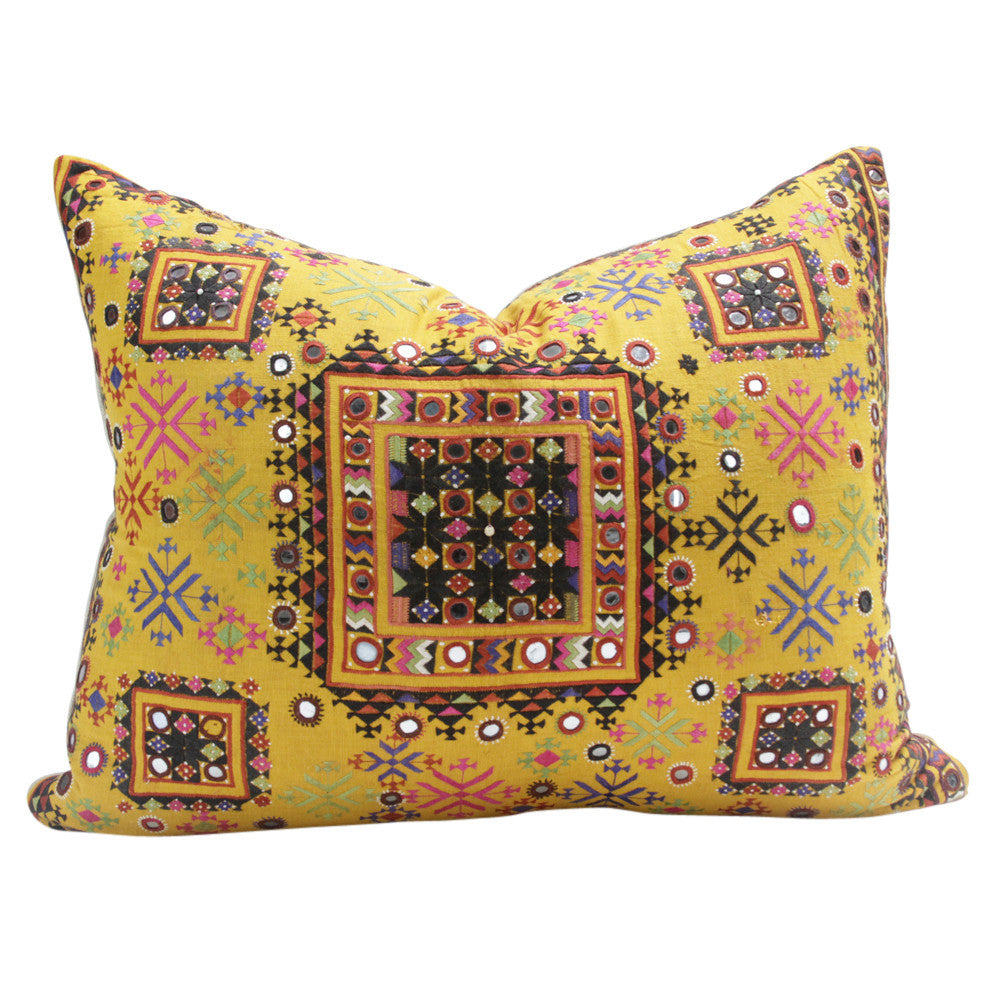 Maldhari Resham Pillow