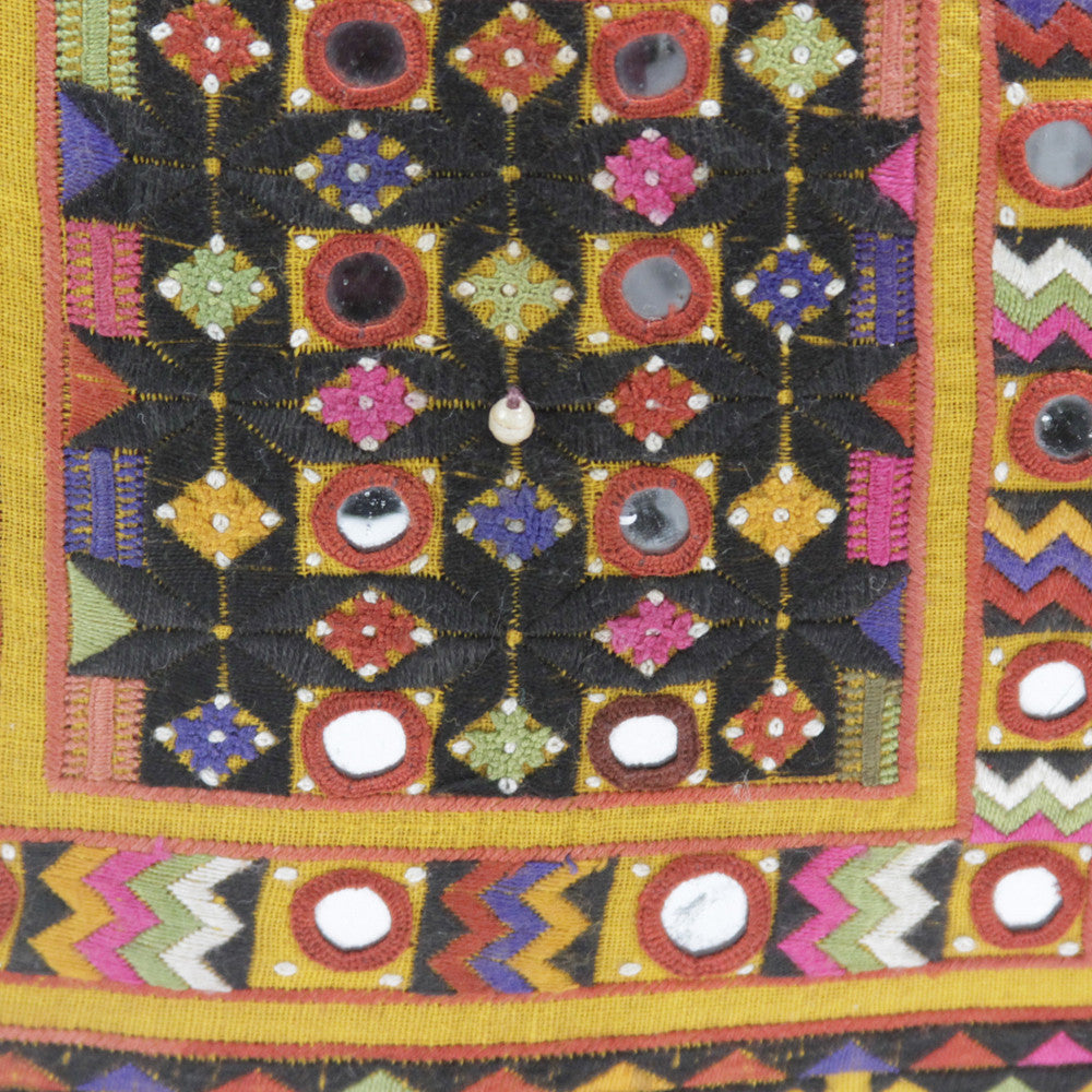Maldhari Resham Pillow