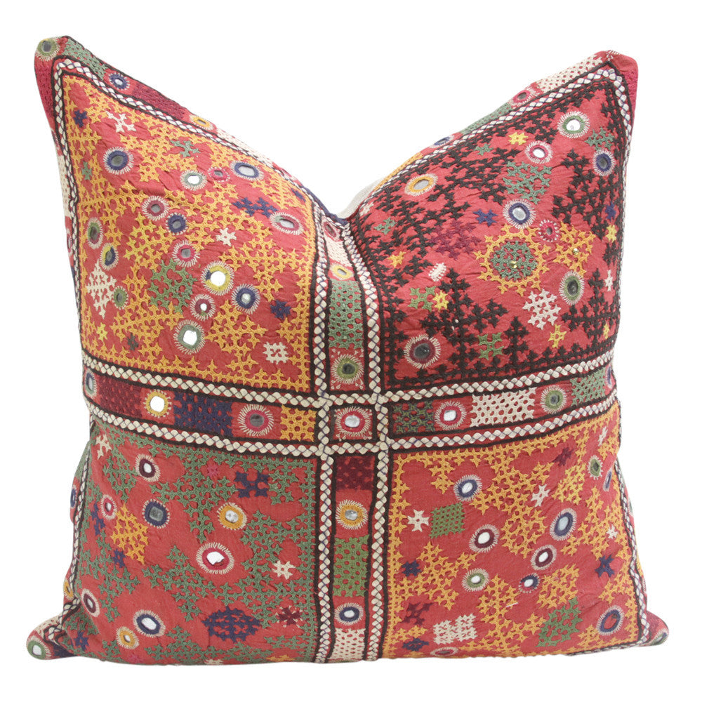 Antique Patterned Reshmi Sutra Pillow