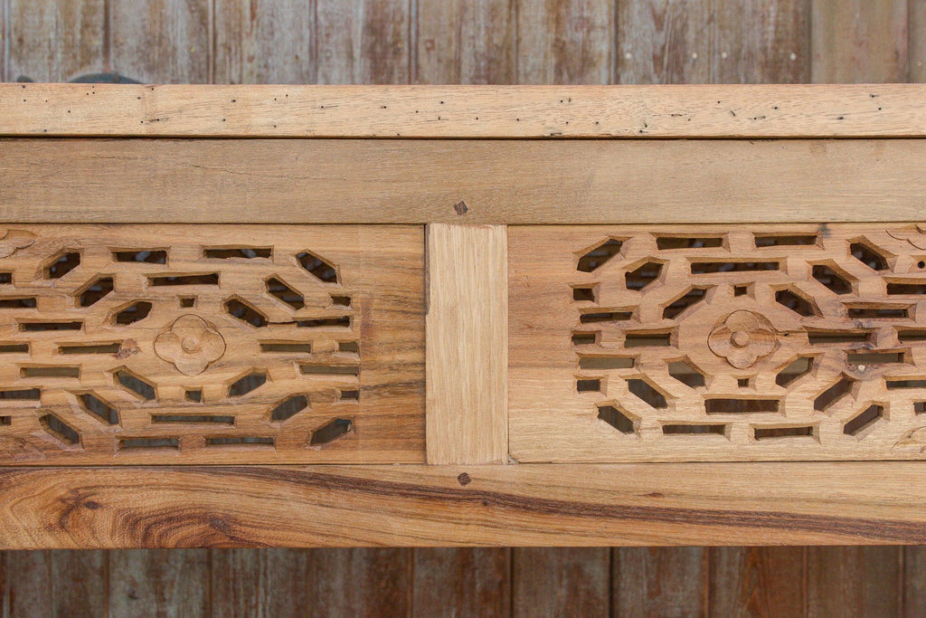 Gracefully Carved Andalus Canopy Daybed