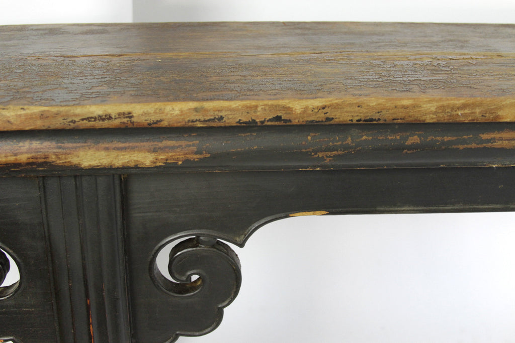 18th-C. Ching Altar Table