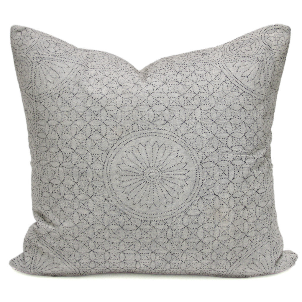Light Gray Filanan Gudari