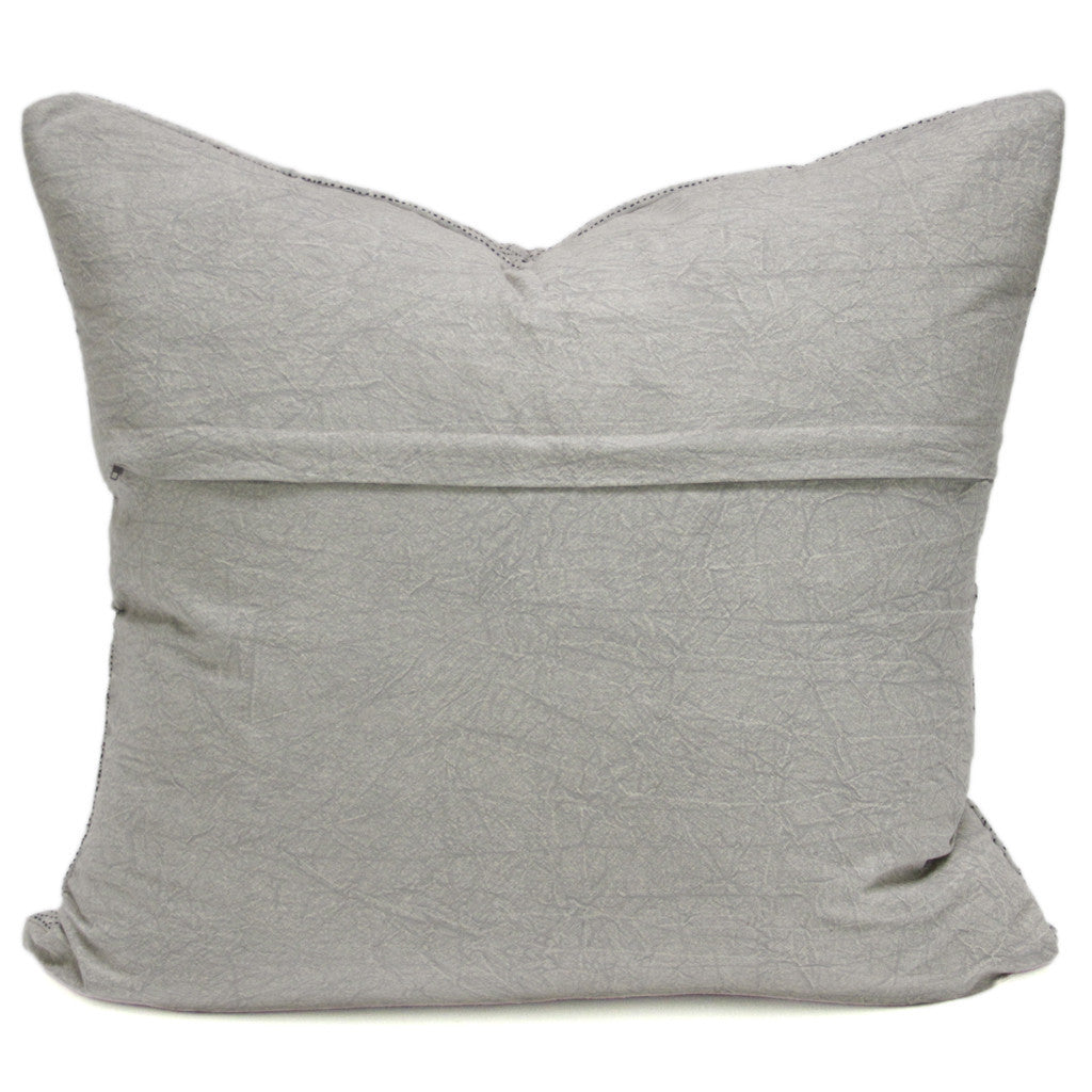 Light Gray Filanan Gudari