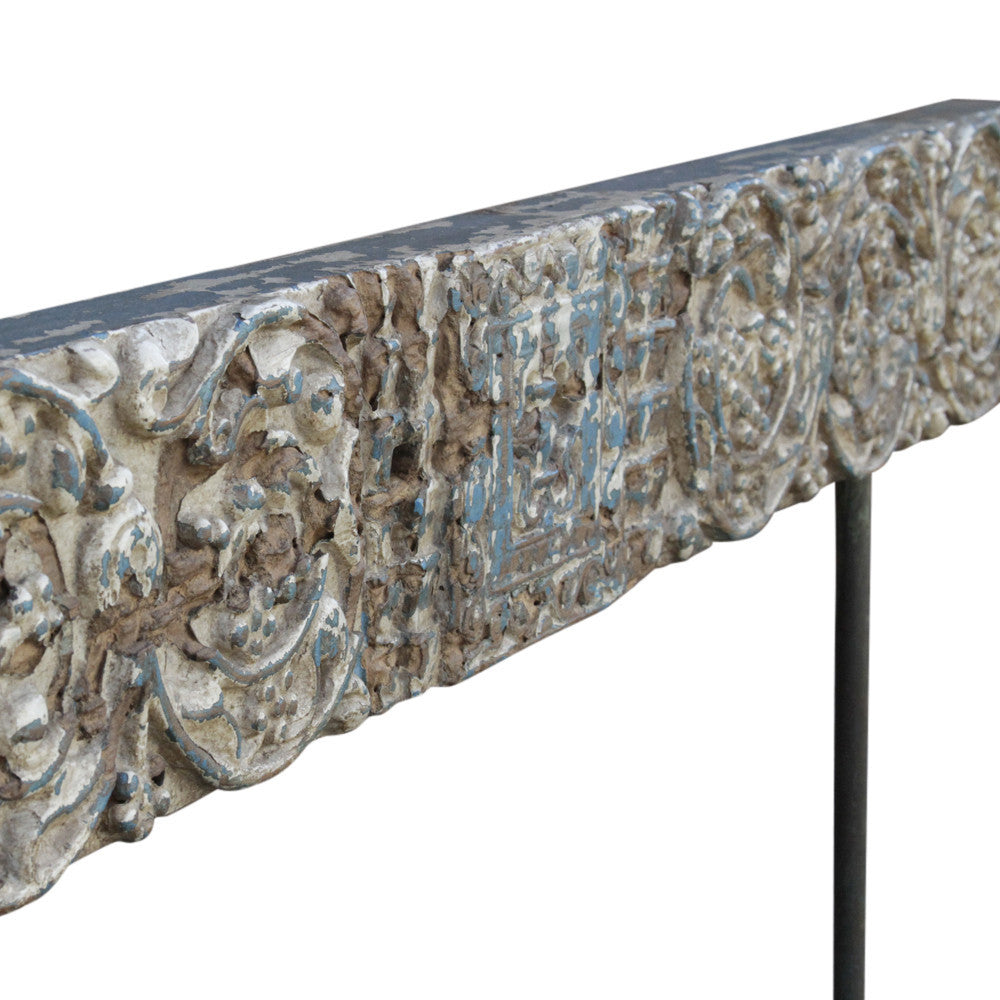 Vine Motif Carving On Stand