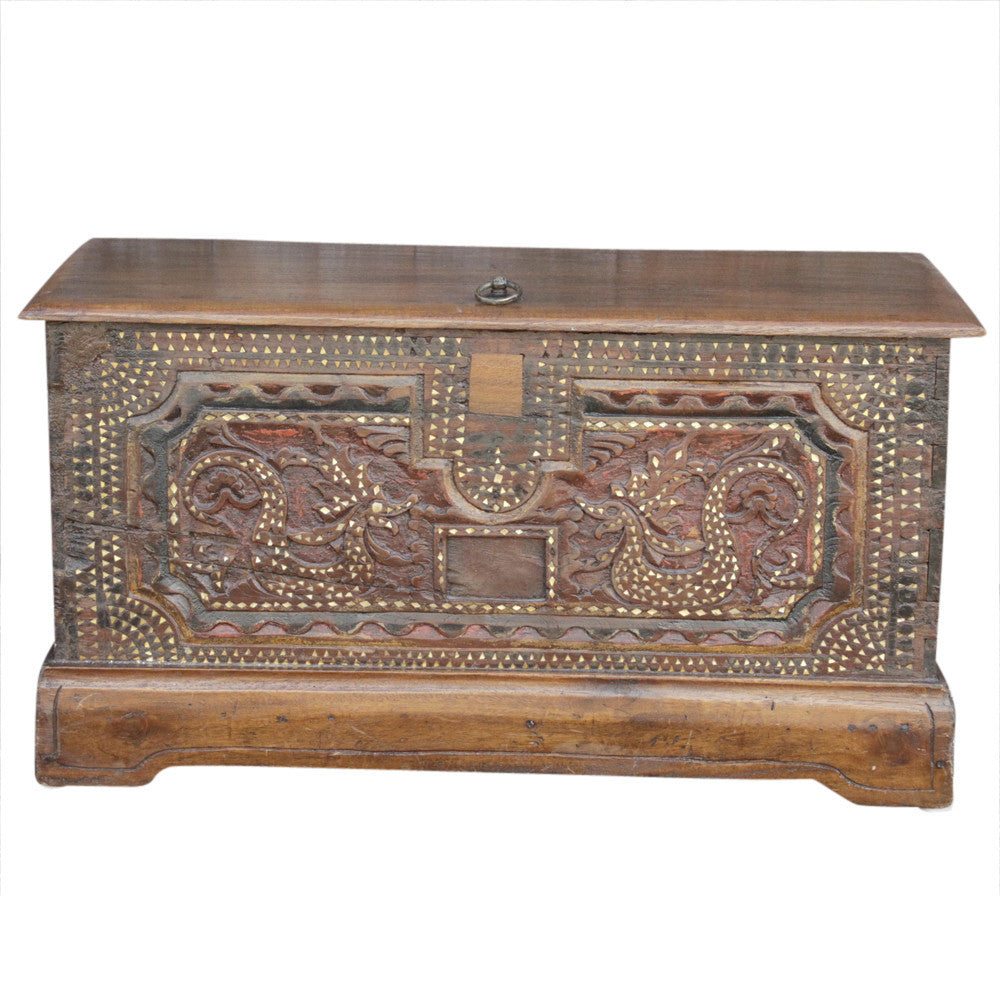 Inlaid Serpent Trunk