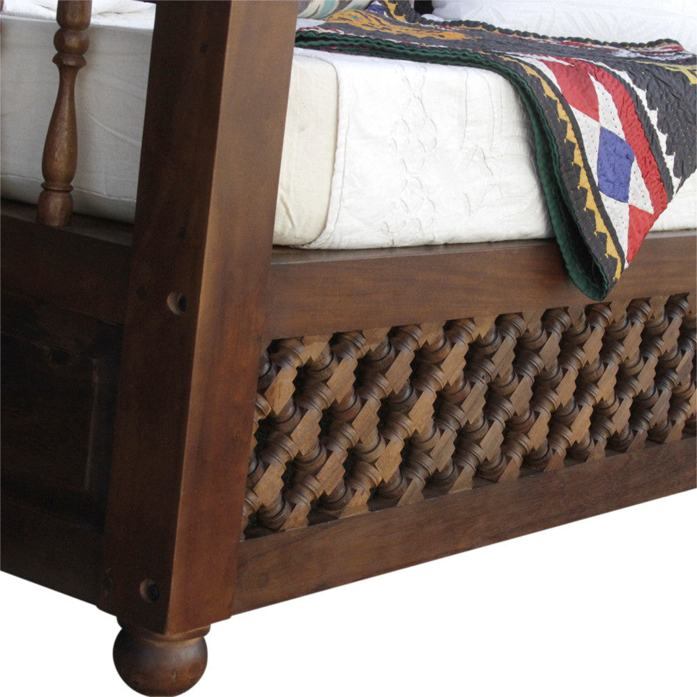Mousharabi Daybed