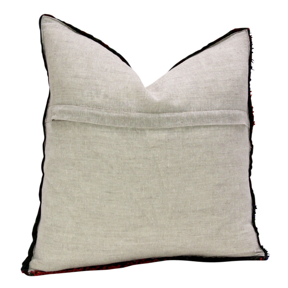 Pahi Saami Quilt Pillow