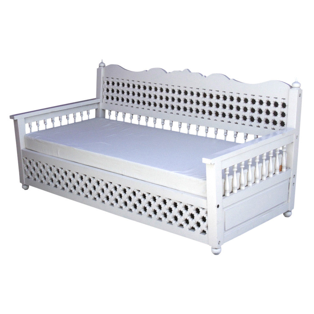 White Mousharabi Daybed