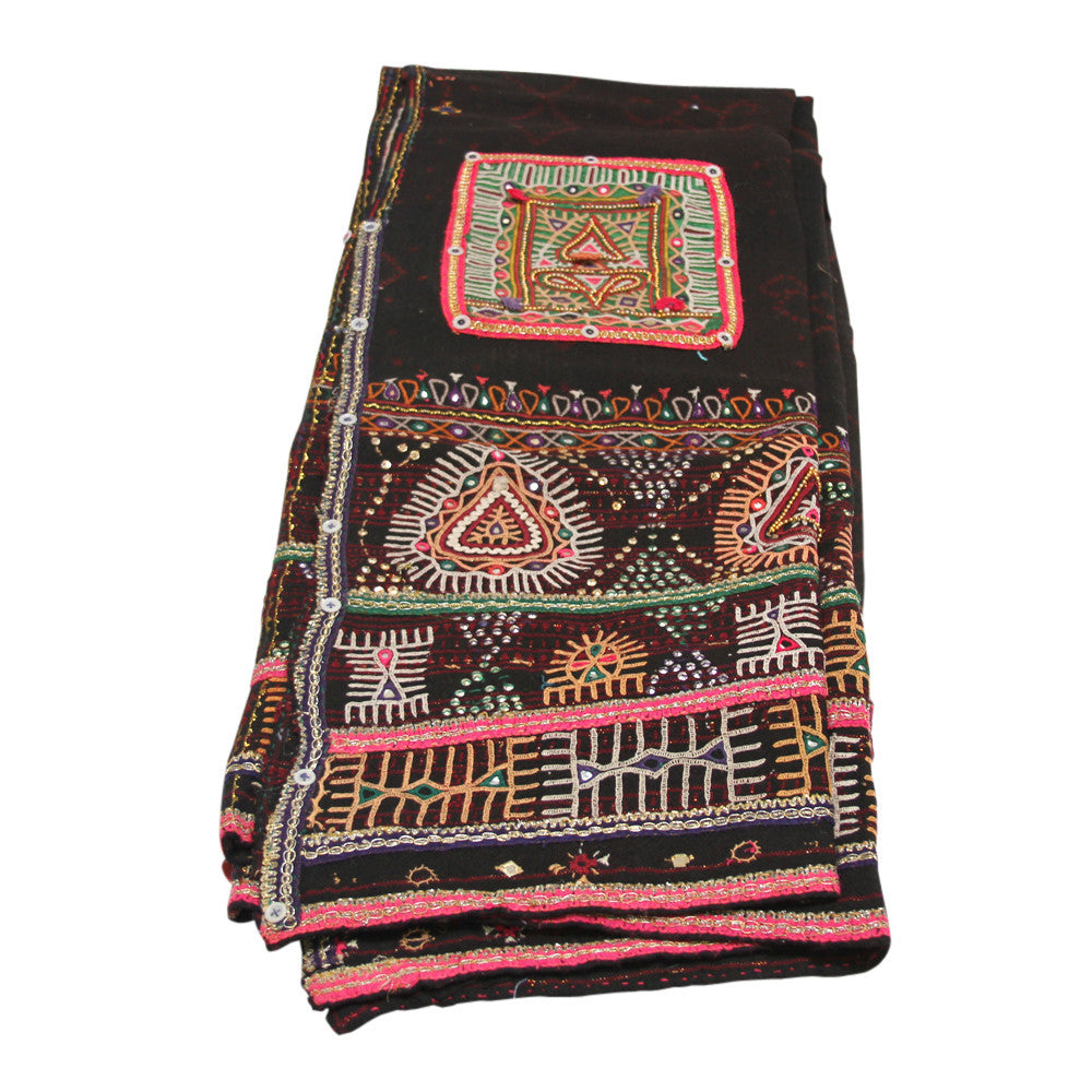 Nari Kutch Embroidered Wedding Throw