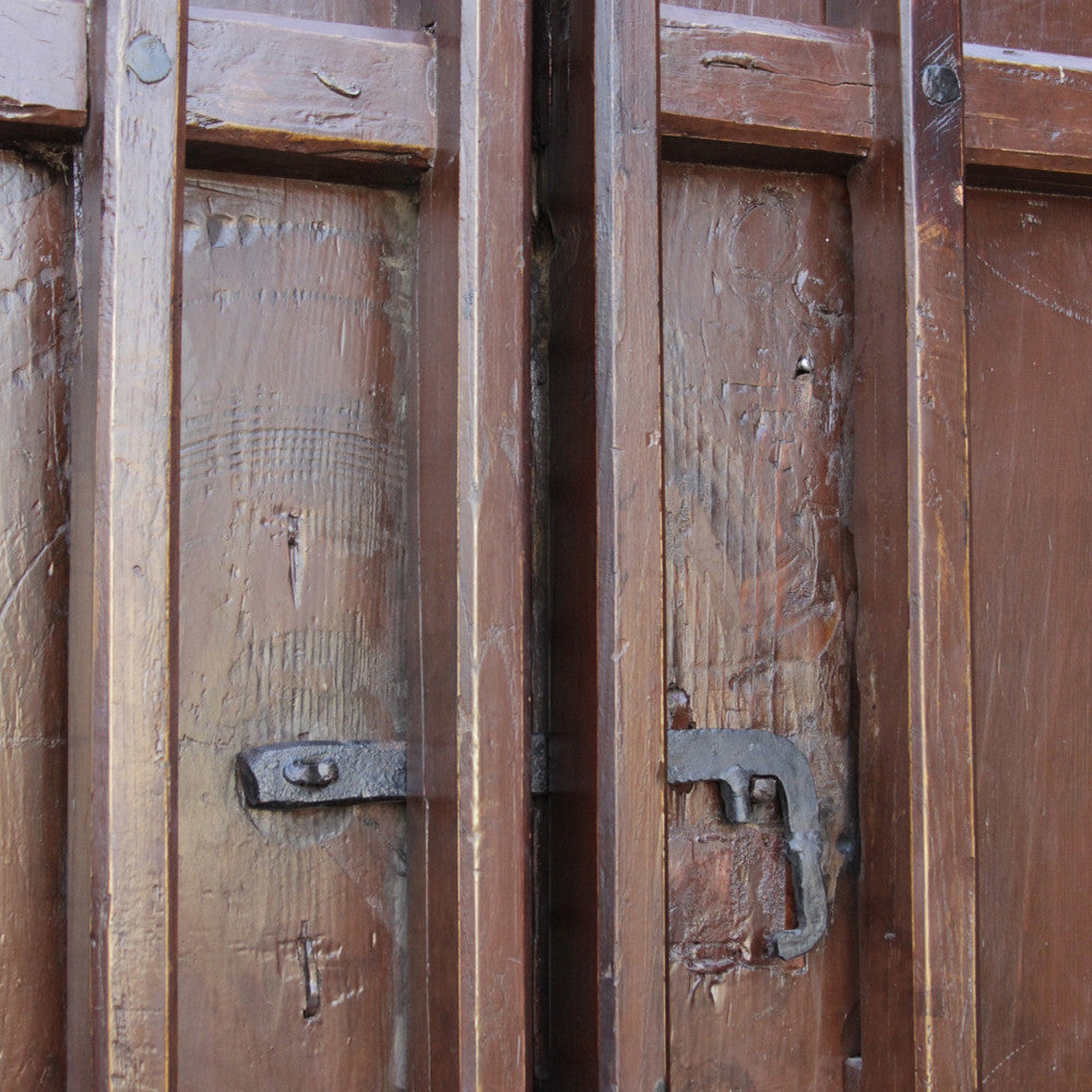 Red Lacquer Chinese Gate Doors