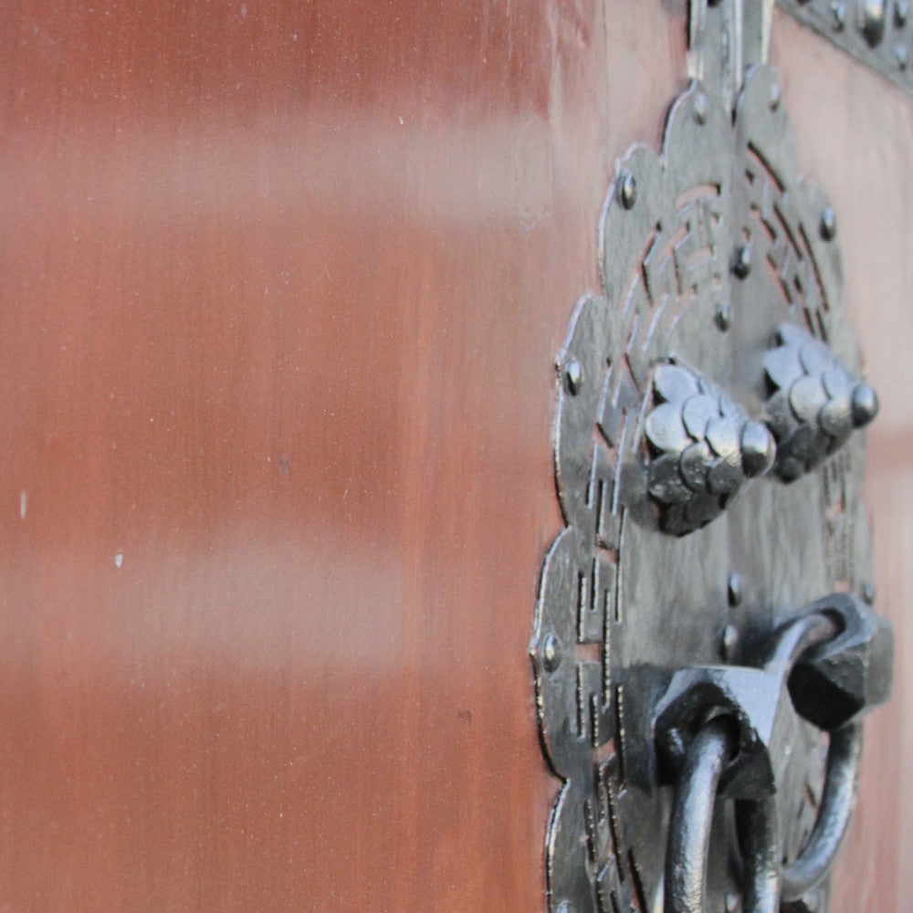 Red Lacquer Chinese Gate Doors