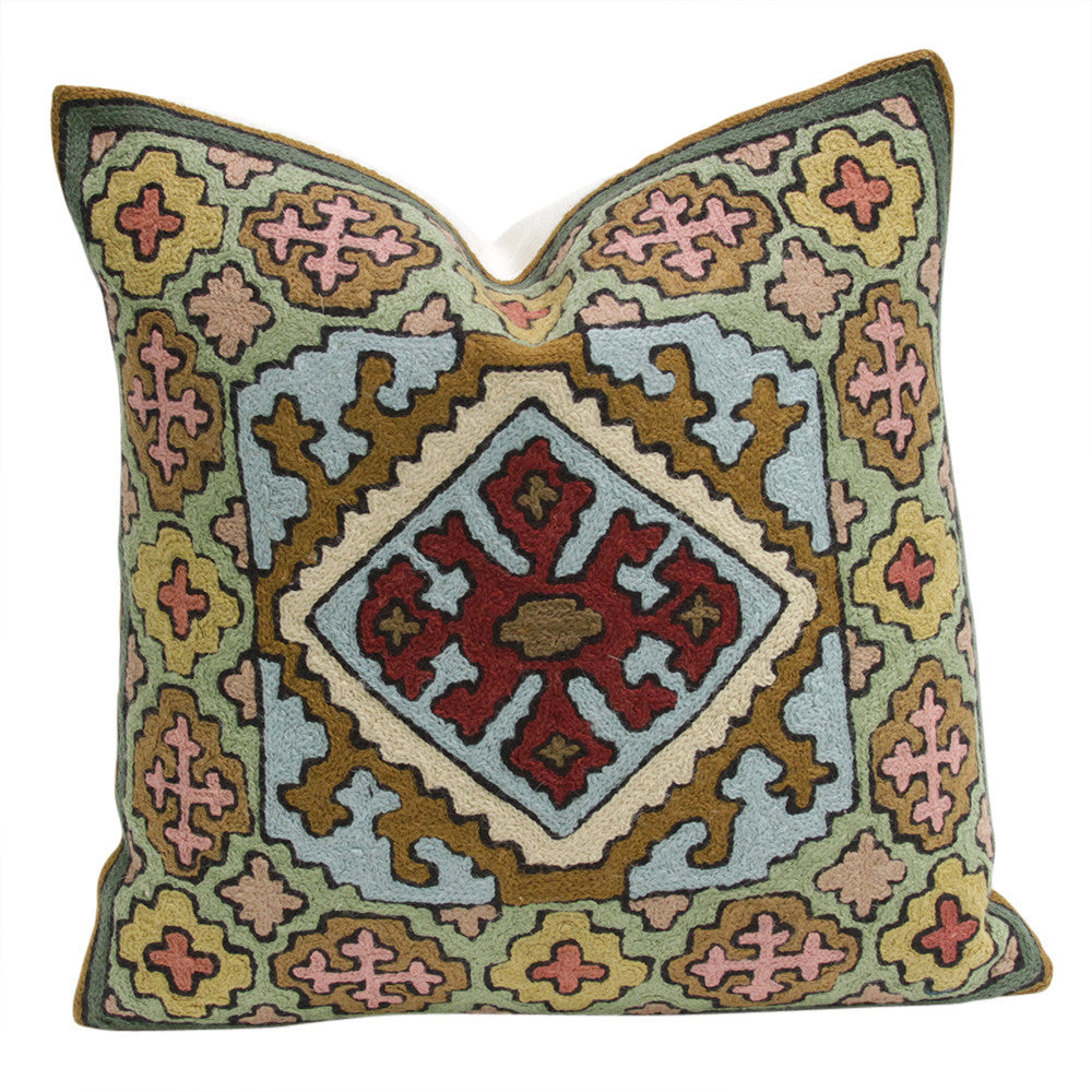 Watal Gulmarg Aari Pillow