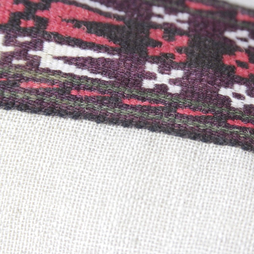 Arrow Vintage Tribal Border Linen Pillow